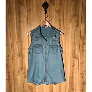 Margret by Be Cool Chambray Button Up Tank 🐎